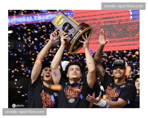 美国大学体育理事会（NCAA）通过新规，允许运动员直接获得赞助收入